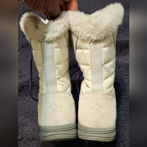 Columbia Boots - Picture 2 of 6